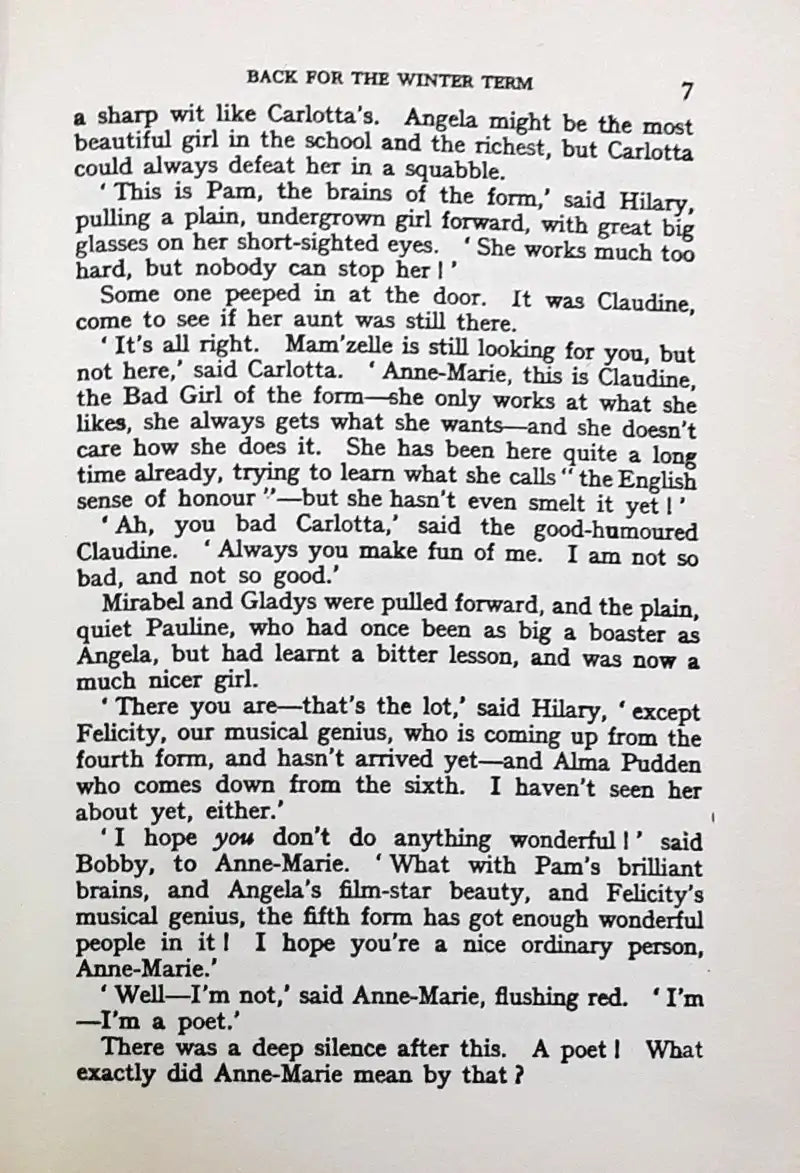 St. Clare's #6 : Fifth Formers of St.Clare's (HC) (P)