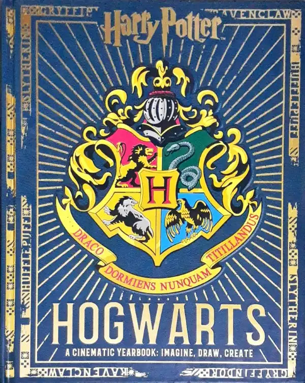 Harry Potter Hogwarts A Cinematic Yearbook (P)