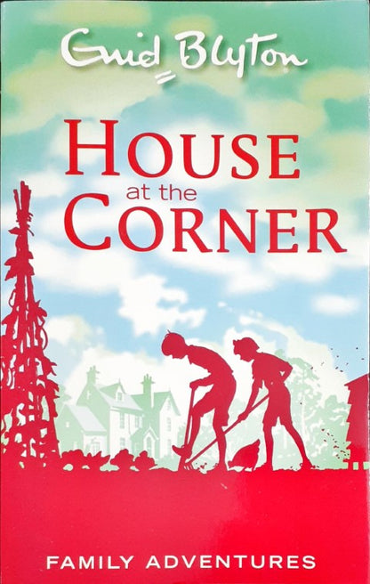 House At The Corner - Family Adventures