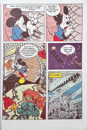 Mickey Mouse Digest Sandstorm in Duckburg / Hopeless Confusion / A Race In Never Ending Snow