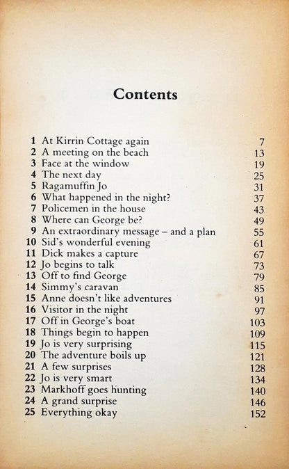 The Famous Five #9 Five Fall into Adventure (P)