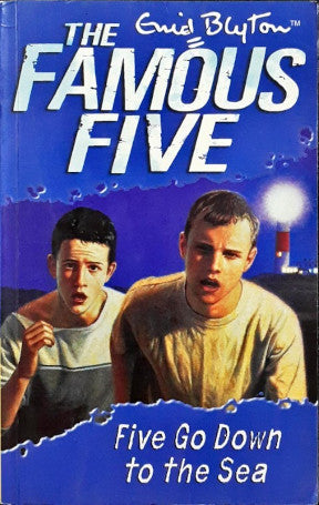 The Famous Five #12 Five Go Down to the Sea (P)