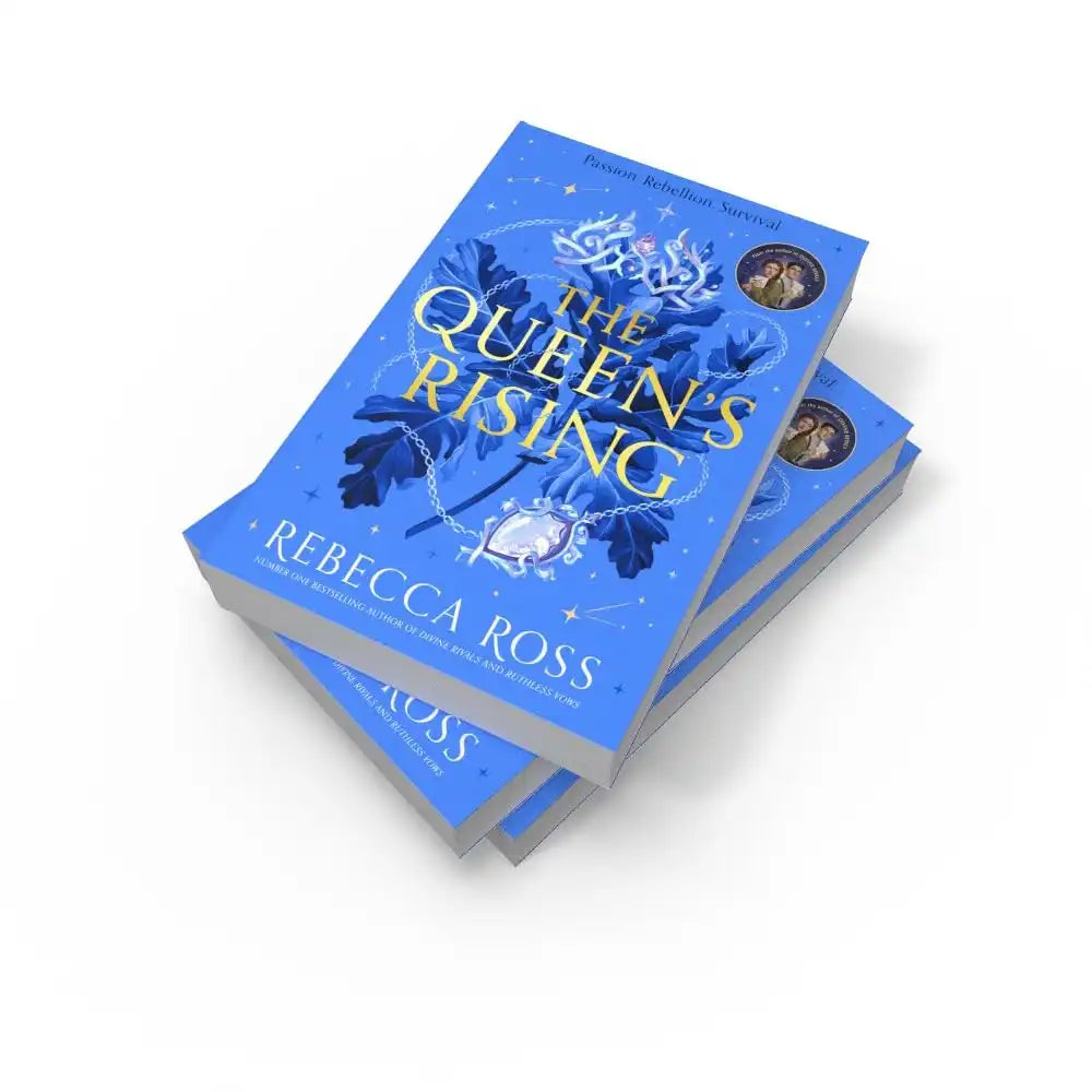 The Queen's Rising #1 : The Queen’s Rising